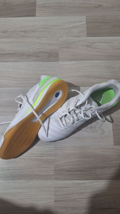 Pantofi adidas marime 43