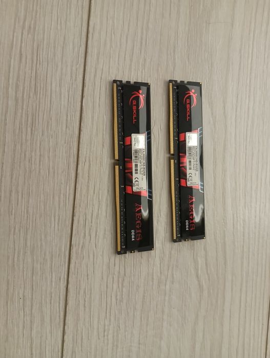 Модули ddr4 оперативной памяти на 16gb (8х2)