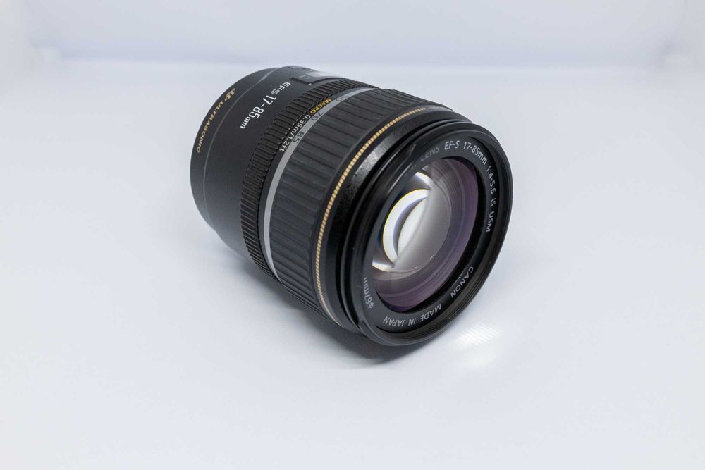 Обектив Canon EF-S 17-85 f/4-5,6 IS USM