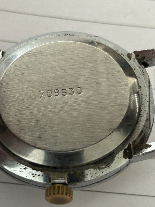 Raketa механичен часовник ракета