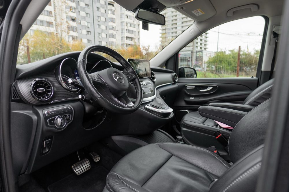 Inchiriere Mercedes VClass V300Long - Alliance Luxury Rent - 7 Locuri