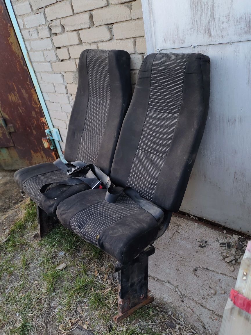 Сиденье для бусов и и автобусов