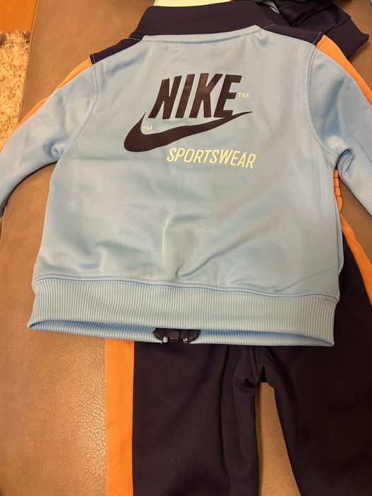 Екип Nike 24м ,оригинален