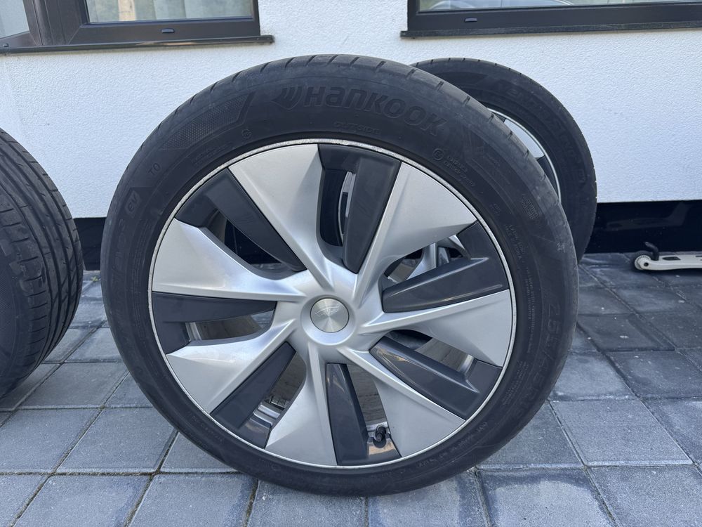 De vanzare Jante Tesla Y "19