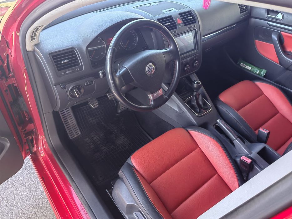 Se vinde golf 5 gtd
