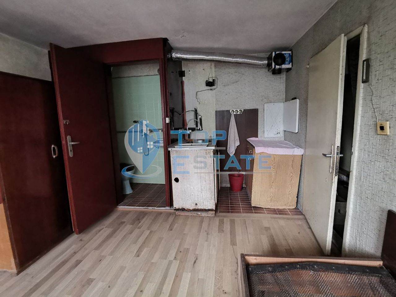 Продава се Етаж от къща в Горна Оряховица - 90 кв.м за 700 €/кв.м - Снимка #11