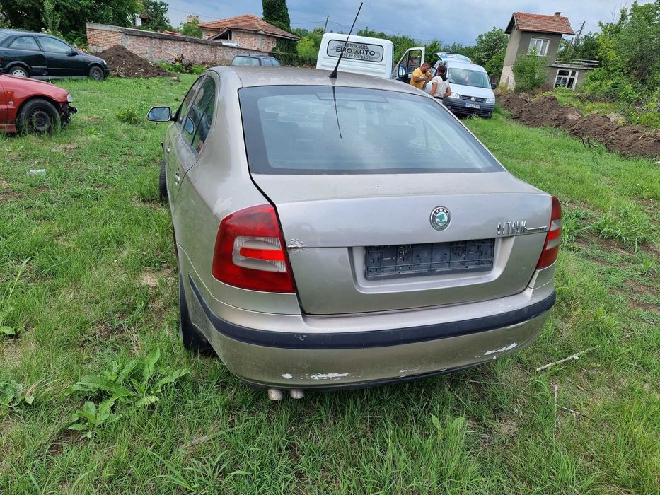 Шкода октавия 1.9 дизел 6с.само на части