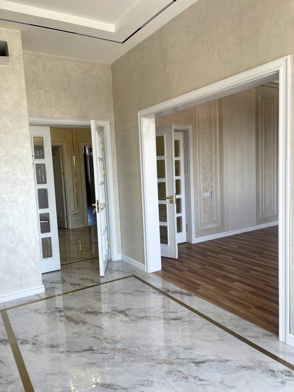Продётся Квартира ПАРИСЕН Golden House