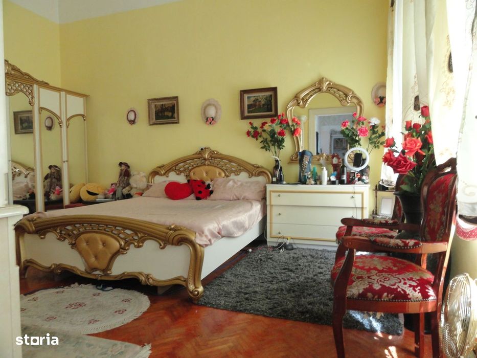 Apartament 2 camere parter inalt zona centrala - Pta M. Viteazu, 71 mp