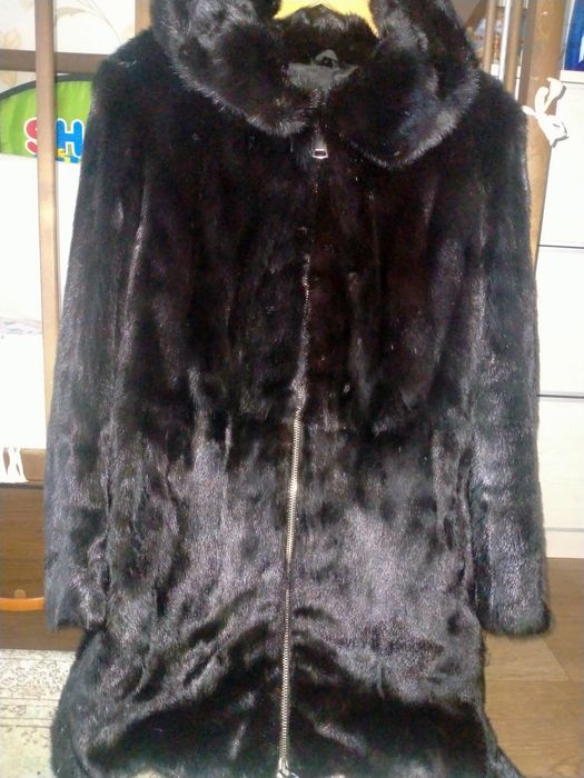 Продам норковую шубу