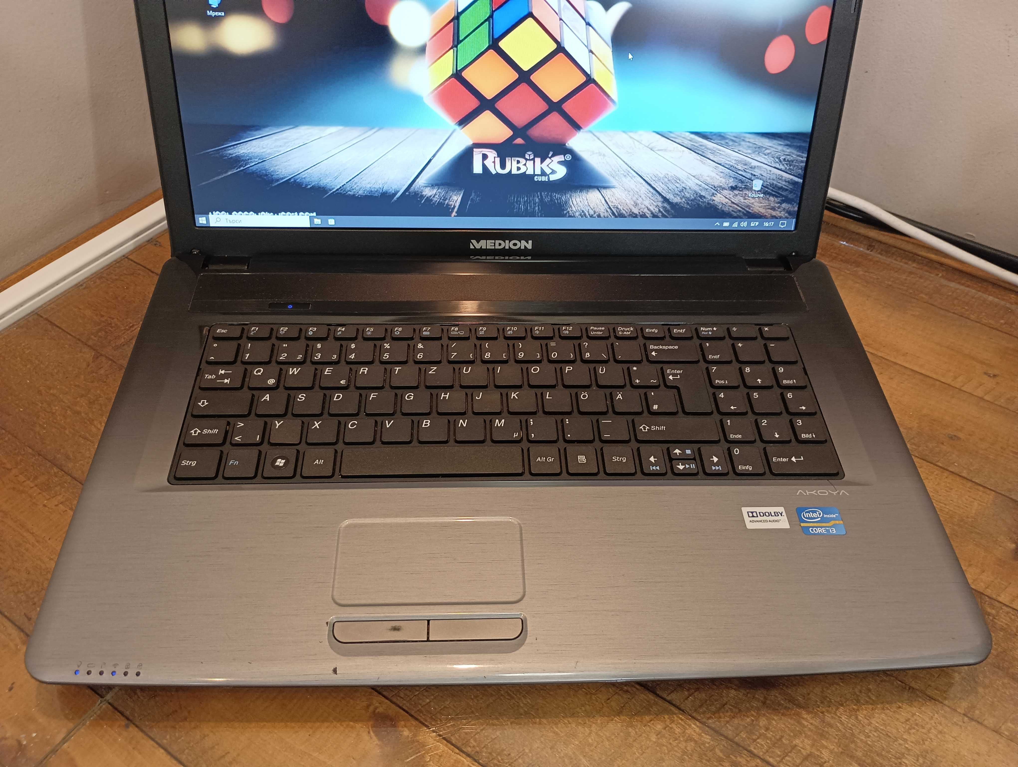 Лаптоп Medion Akoya E7222 / 17"