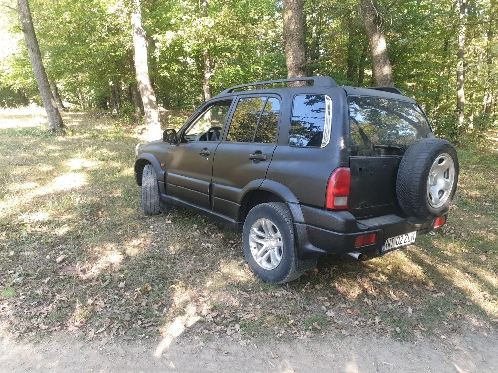 vând suzuki grand vitara 2005 2l hdi 109 cp HRW