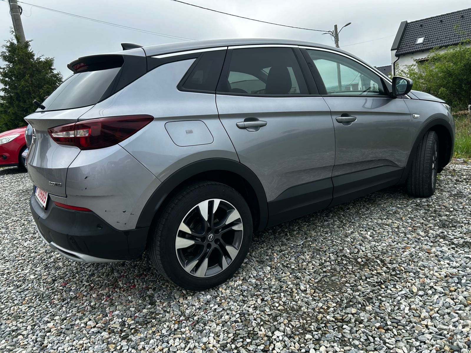 Opel grandland xdrive