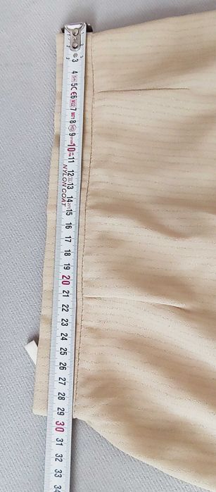 Подарявам два дамски костюма