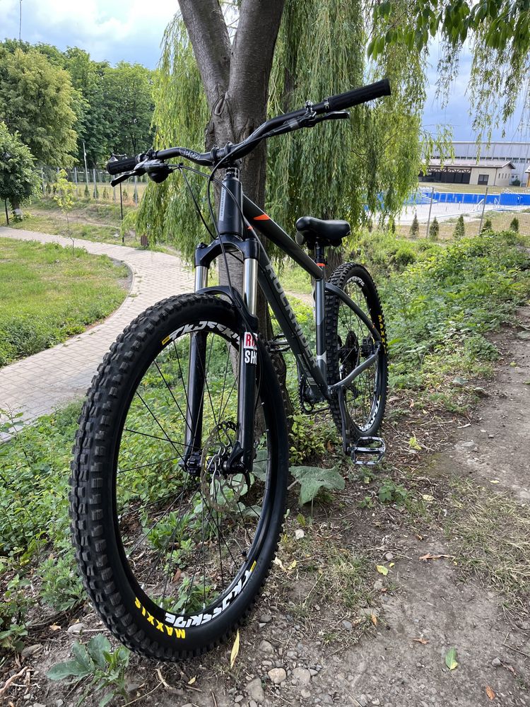 Vând Bicicleta Rockrider St900 Custom