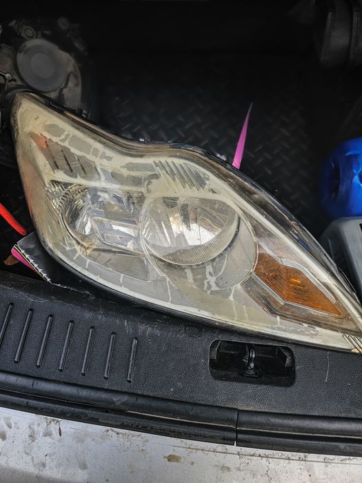 Faruri Ford focus 2 facelift