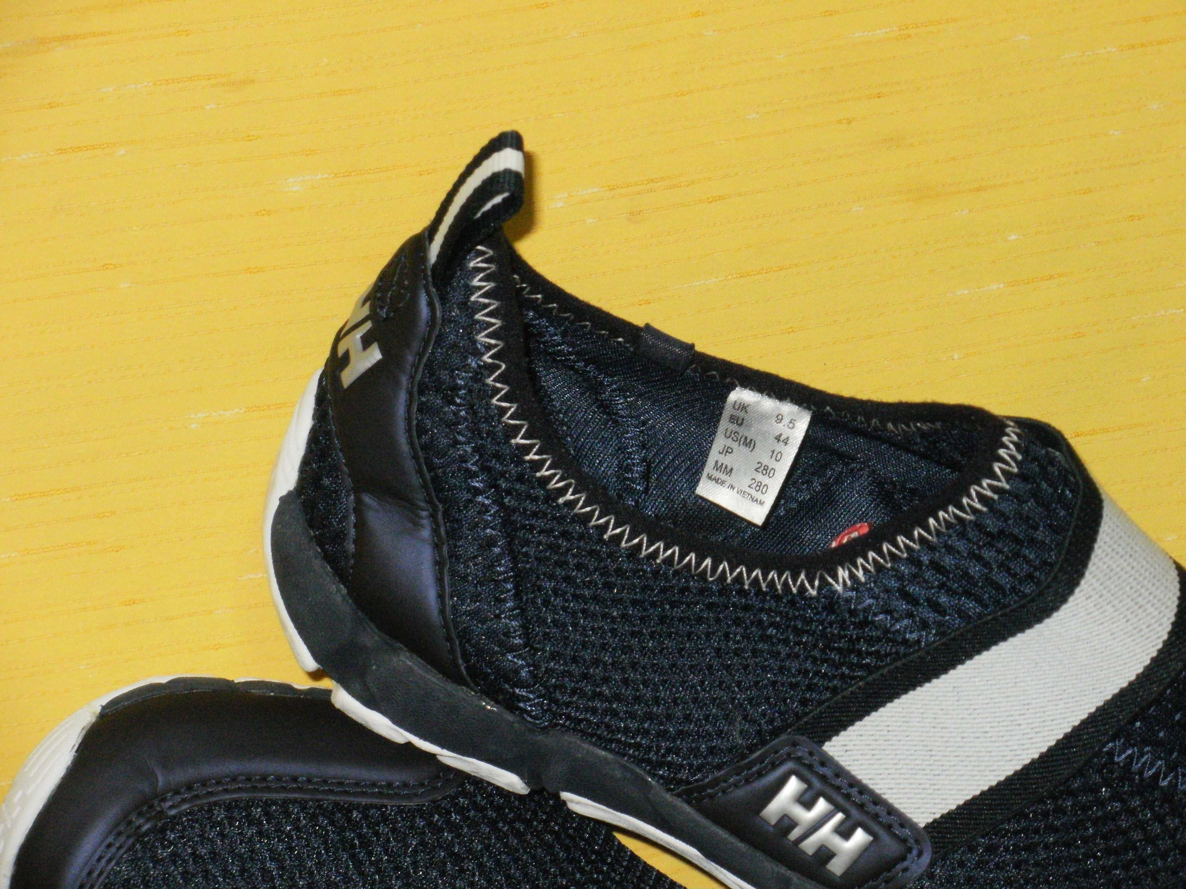 HELLY HANSEN страхотни летни мъжки кецки 43/44