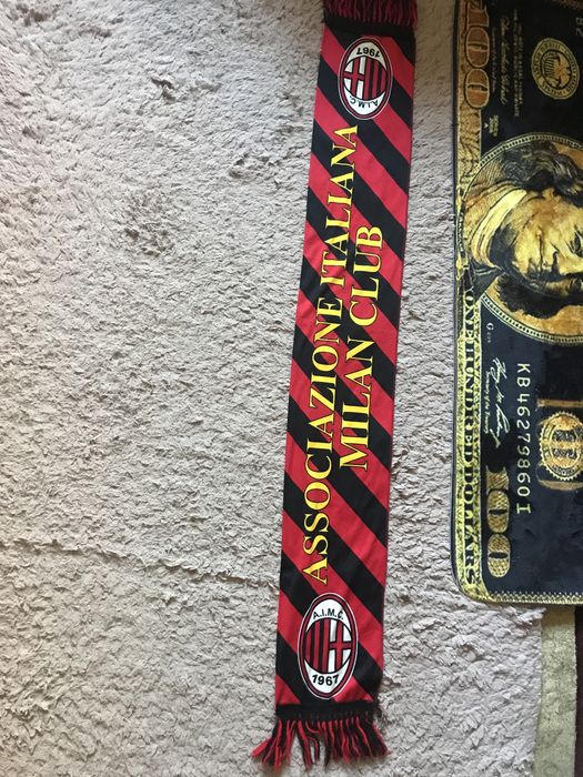 Eșarfa AC MILAN noua