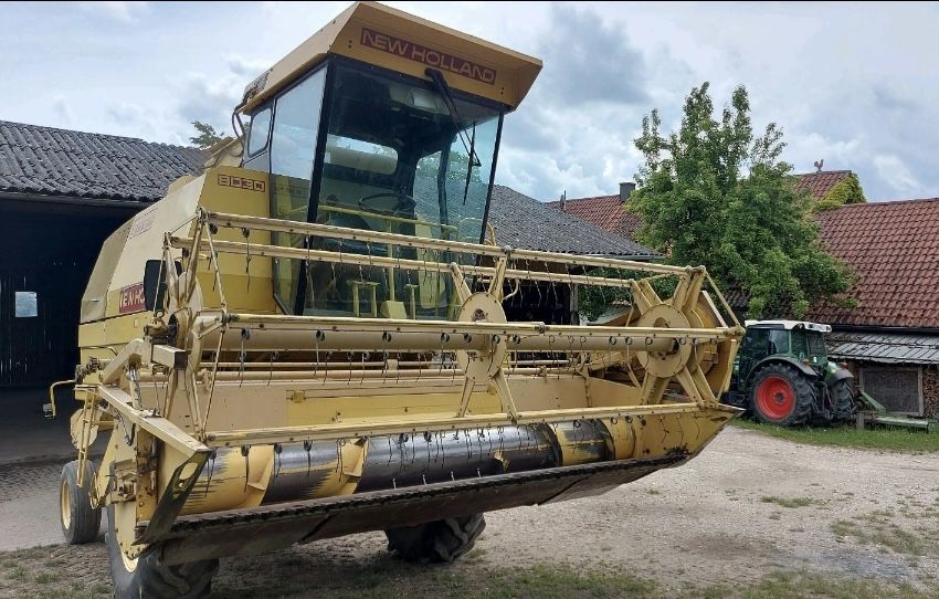 Combina New Holland 8030 cu clima