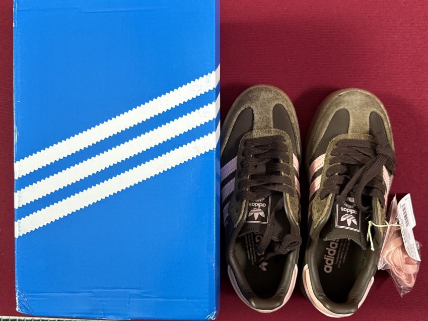 Adidas samba, noi cu eticheta