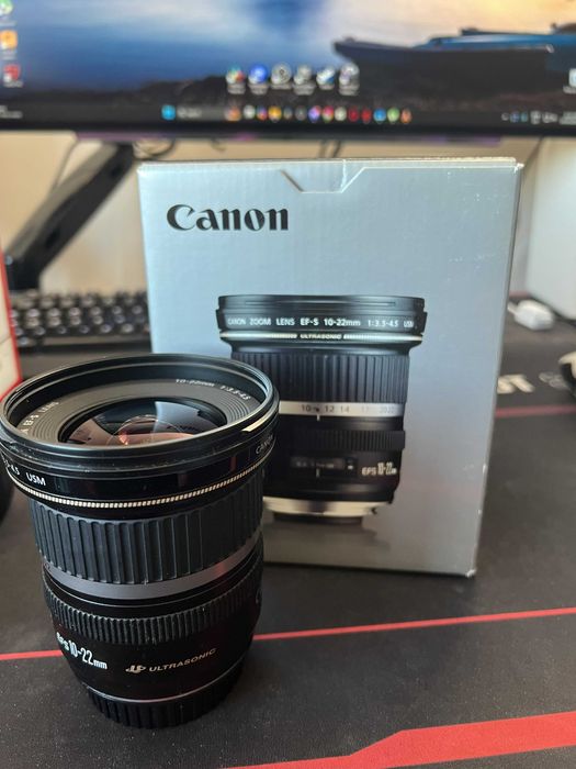 Canon EF-S 10-22mm f/3.5-4.5 USM