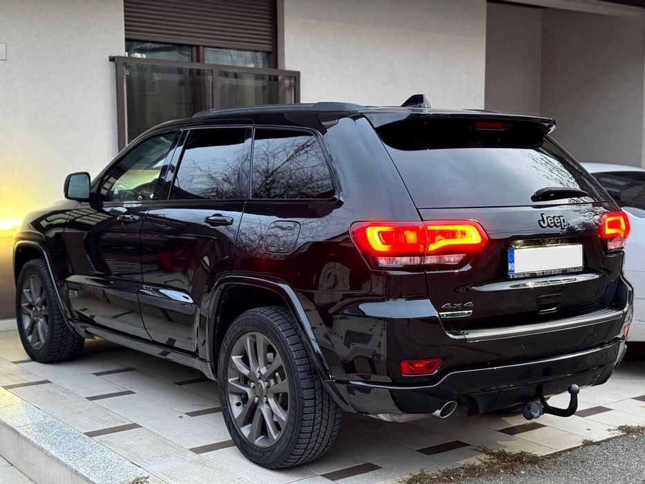 • Jeep Grand Cherokee / Limited Edition 1941 / 2017 / EURO 6 •