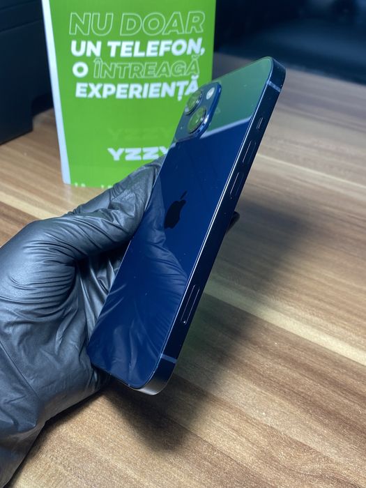 iPhone 13 • 128 GB • Midnight