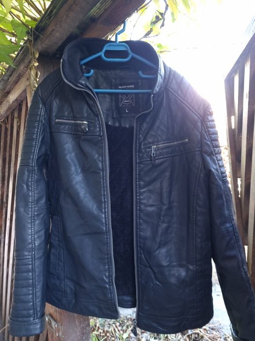 Geaca piele eco imblanita , marimea L , stare impecabila