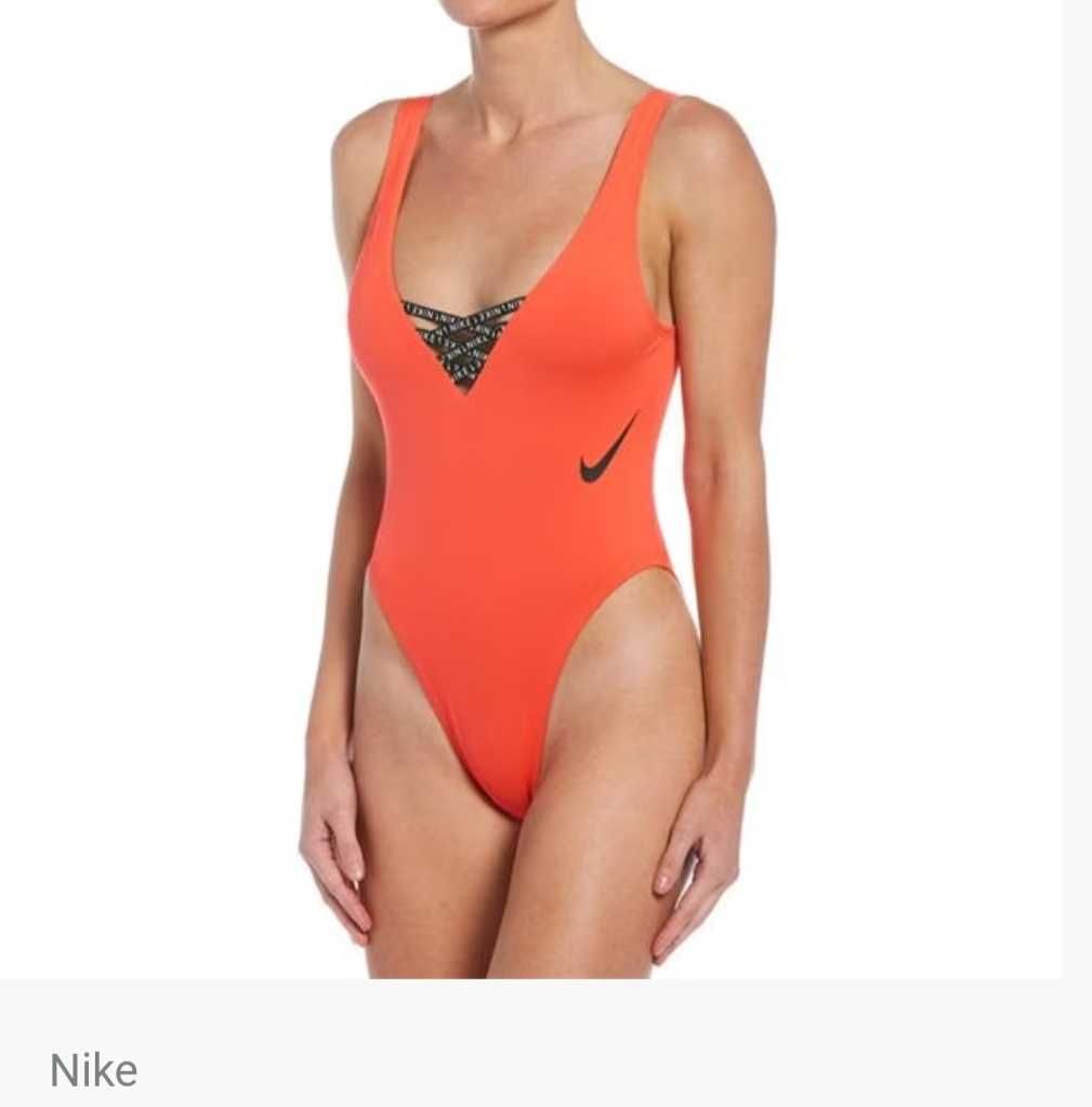 Бански костюми Nike