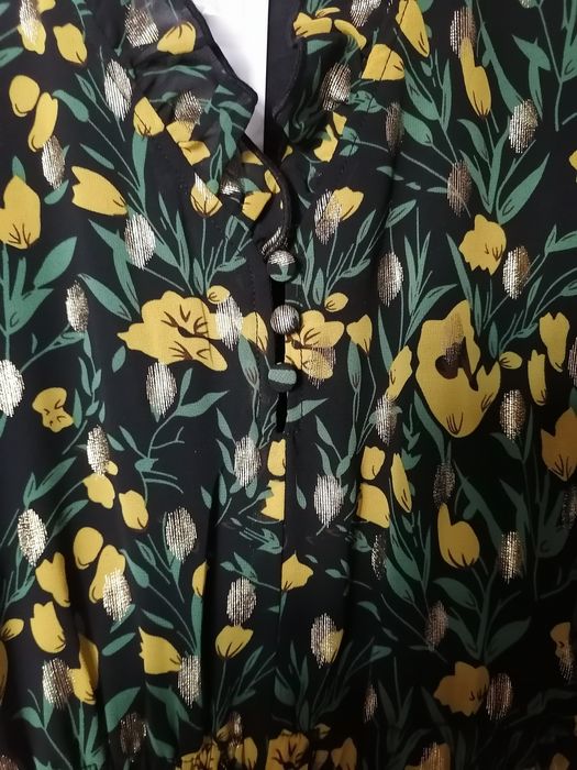 Страхотна рокля/