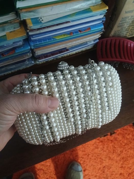 Продаю сумачку клатч новая красивая