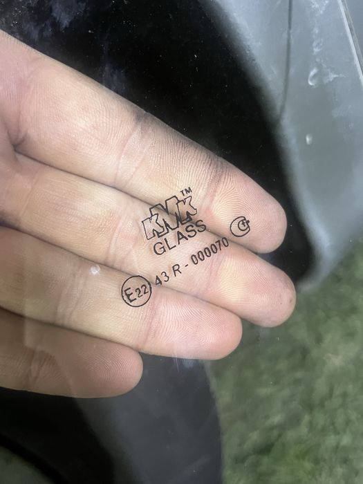 Стекло лада гранта калина