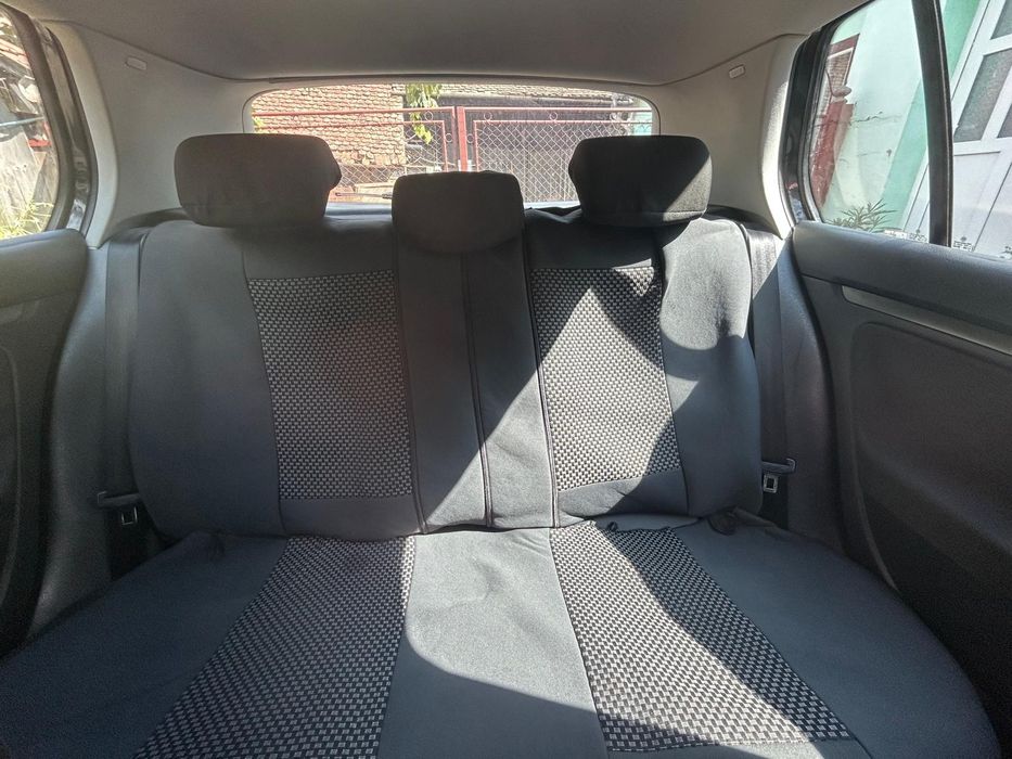 Volkswagen GOLF 5