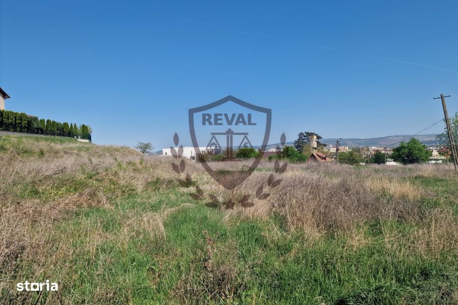 Teren intravilan in supr. de 1000 mp.,situat in Alba Iulia, zona Schit