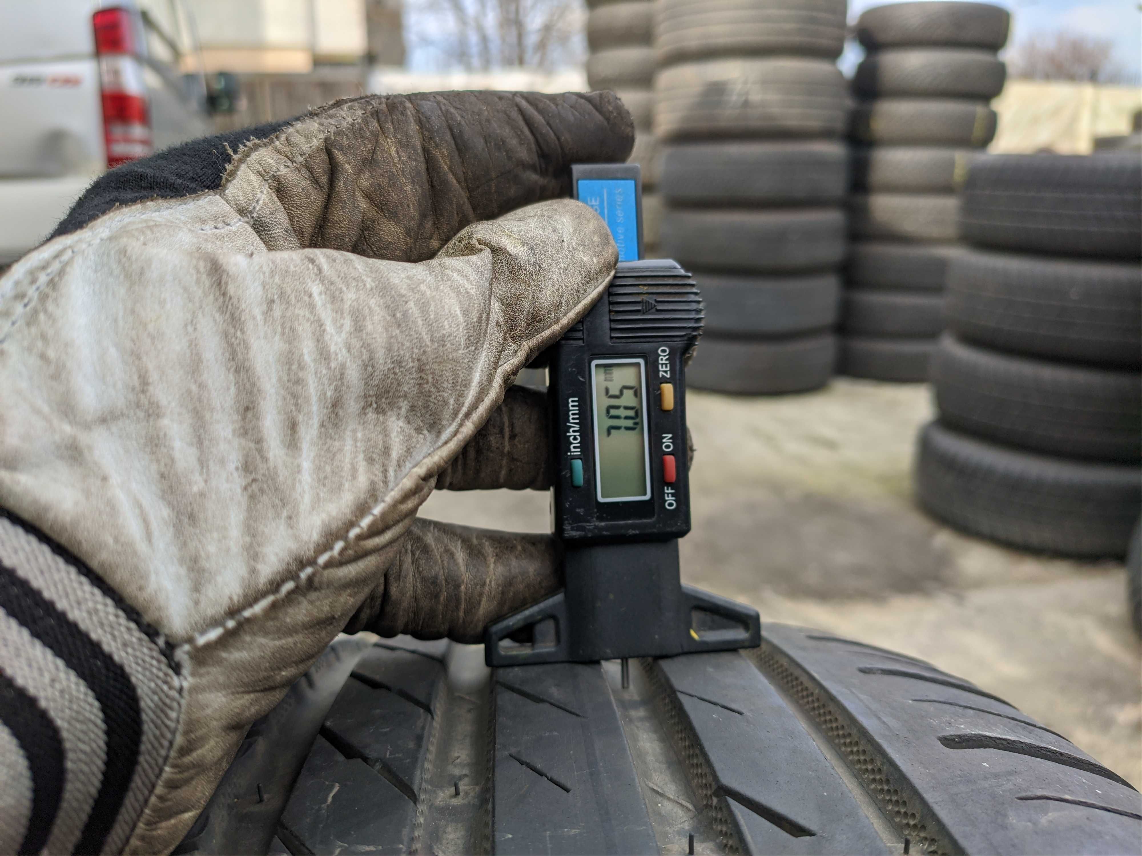 2бр Летни гуми 235 55 17 - Nokian - DOT 2023