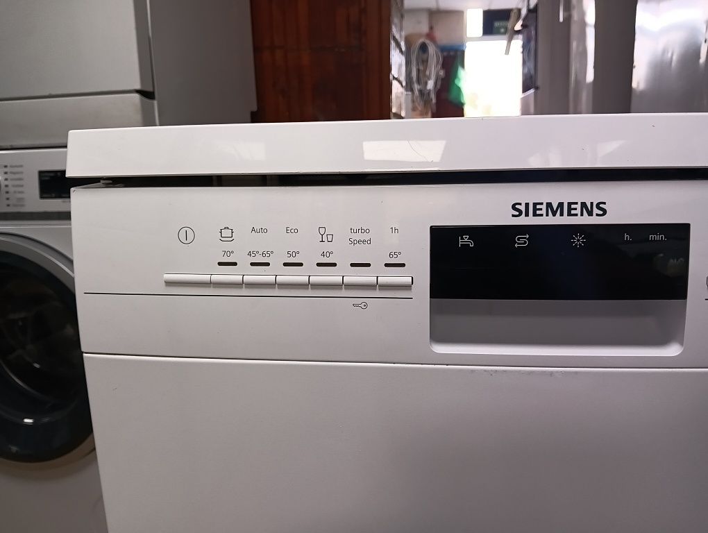 Свободно стояща съдомиялна Сименс Siemens IQ 300 A+++ 2години гаранция