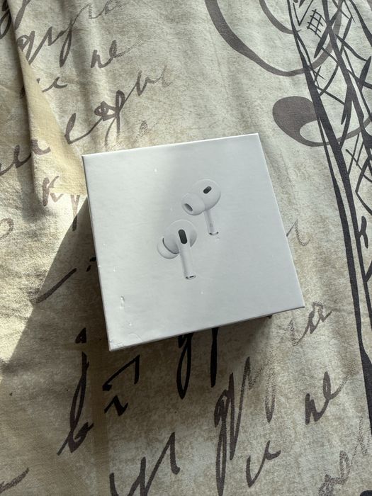 AirPods Pro 2nd Gen USB-C, TWS, ANC, бели