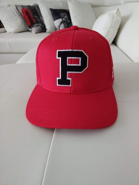 vand sapca Sport  fashion ,barbateasca ,produs de calitate nou.import.