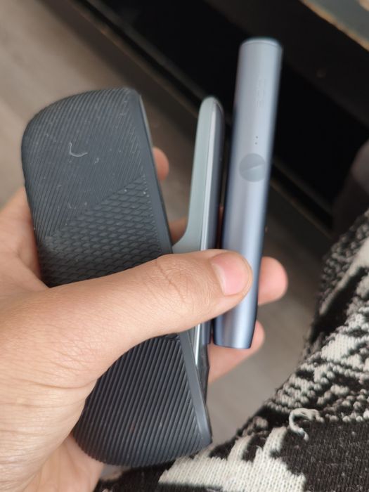 Iqos iluma pen aproape nou