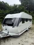 Rulota HOBBY Excellent 495 WFB NOUA Model 2025 extra full