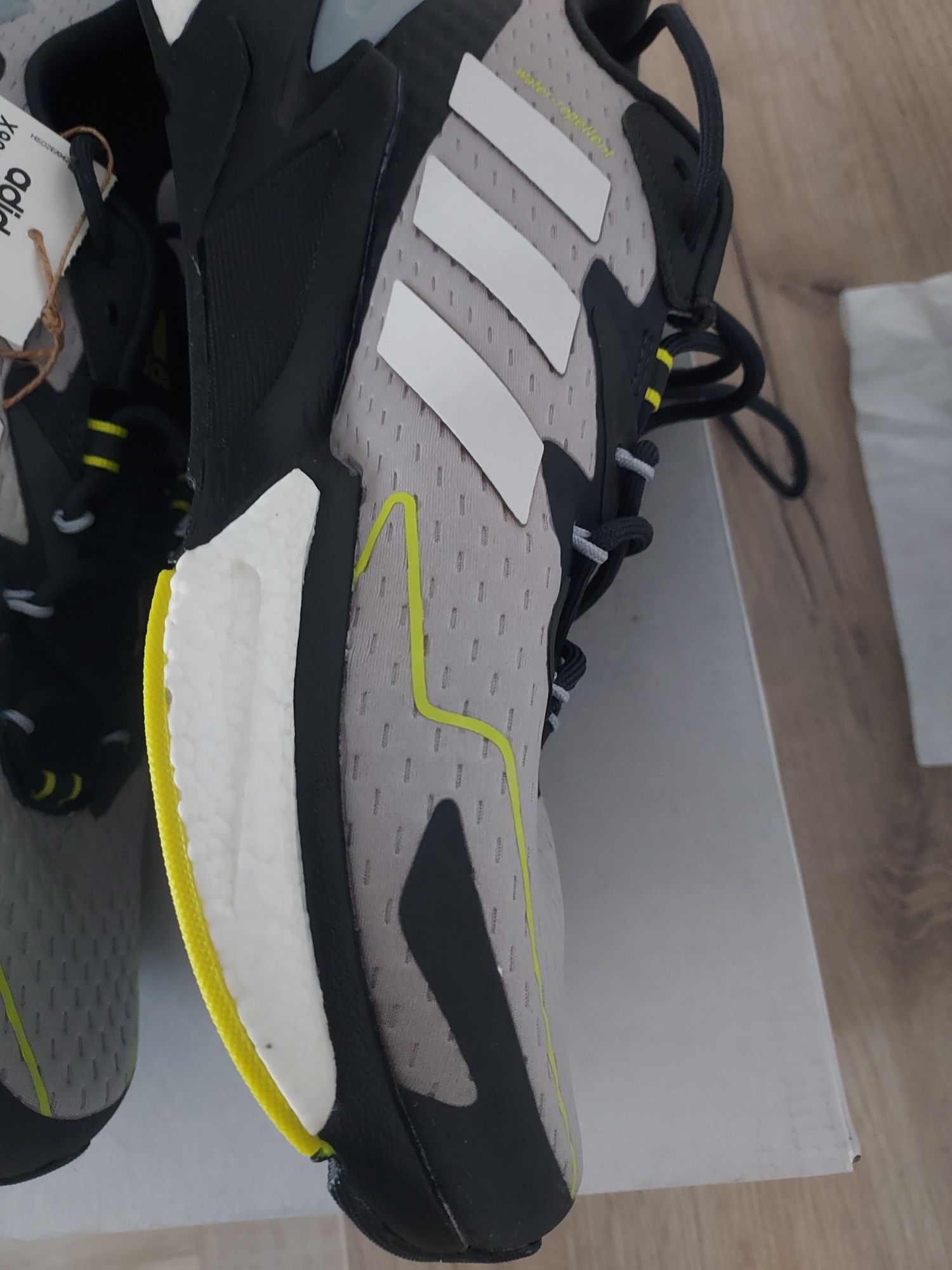 Adidas Performance  Boost X9000L3 / 44