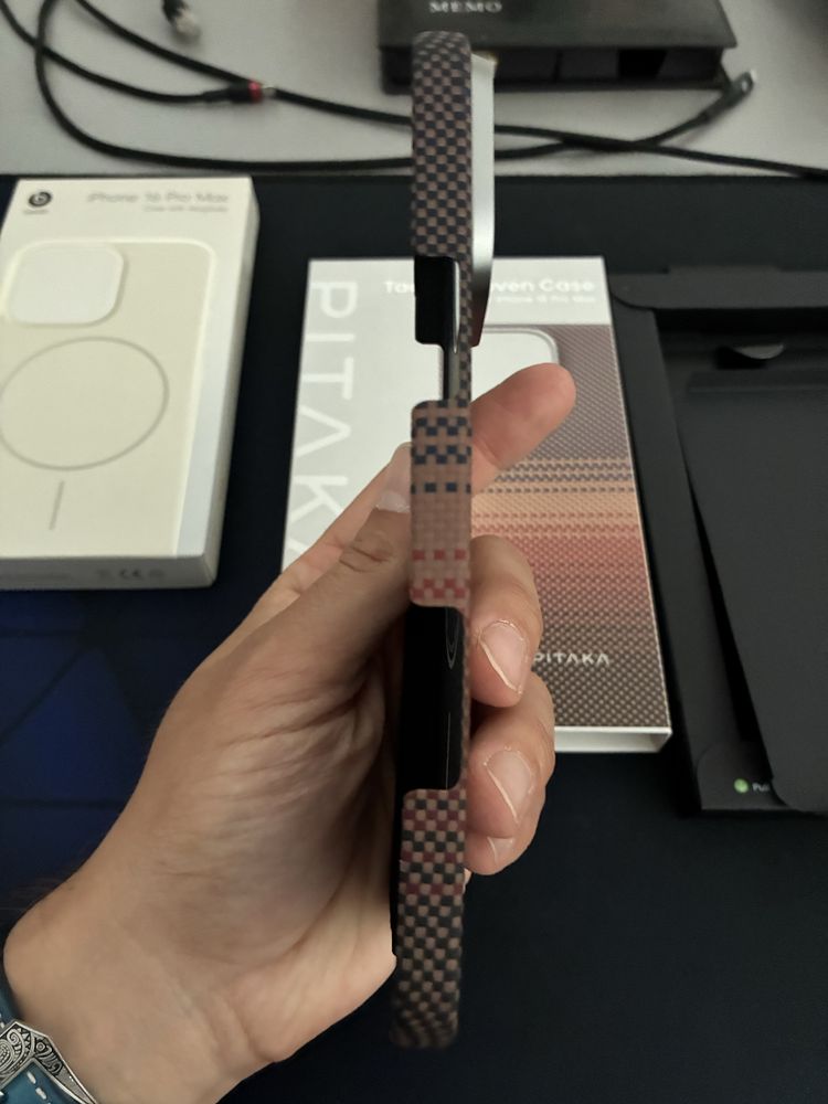Husa Pitaka iPhone 16 Pro Max magsafe