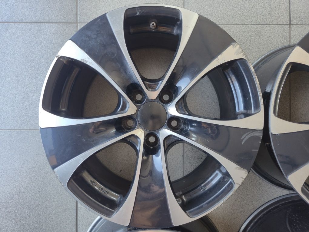 Алуминиеви джанти Alutec 17 5x112