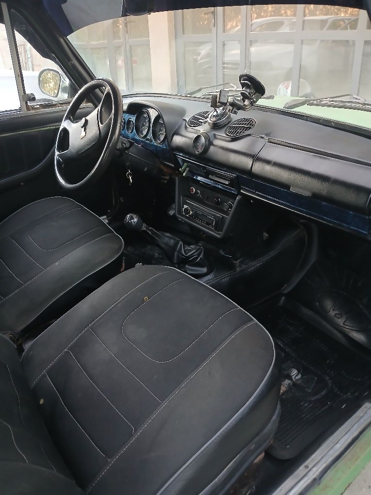 Vaz 2101 sotiladi