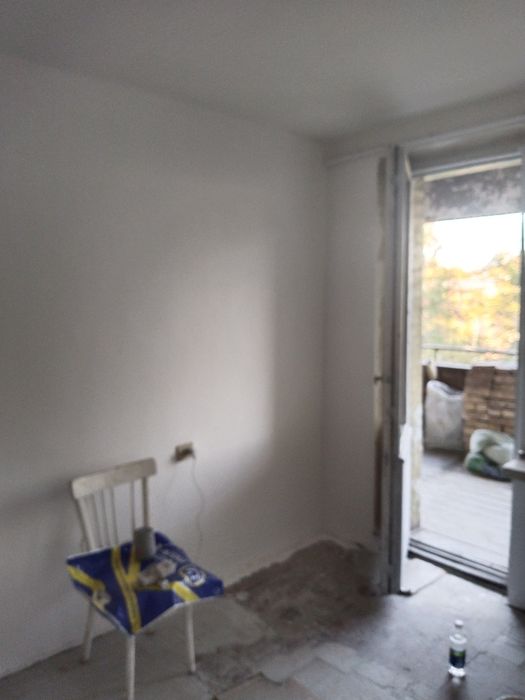 Продам 2 комнатную. Московская планировка. 2 балкона .60кв.м