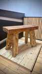 Mobilier unicat din lemn vechi
