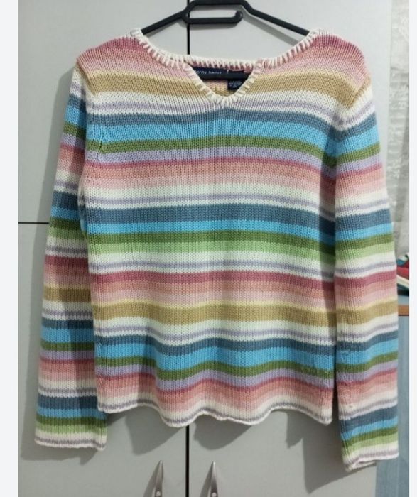 Pulover de damă mărimea M, conține 50% lână