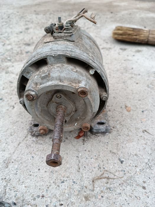 Продается электро двигатель