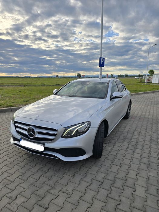 Mercedes-Benz E 220D
