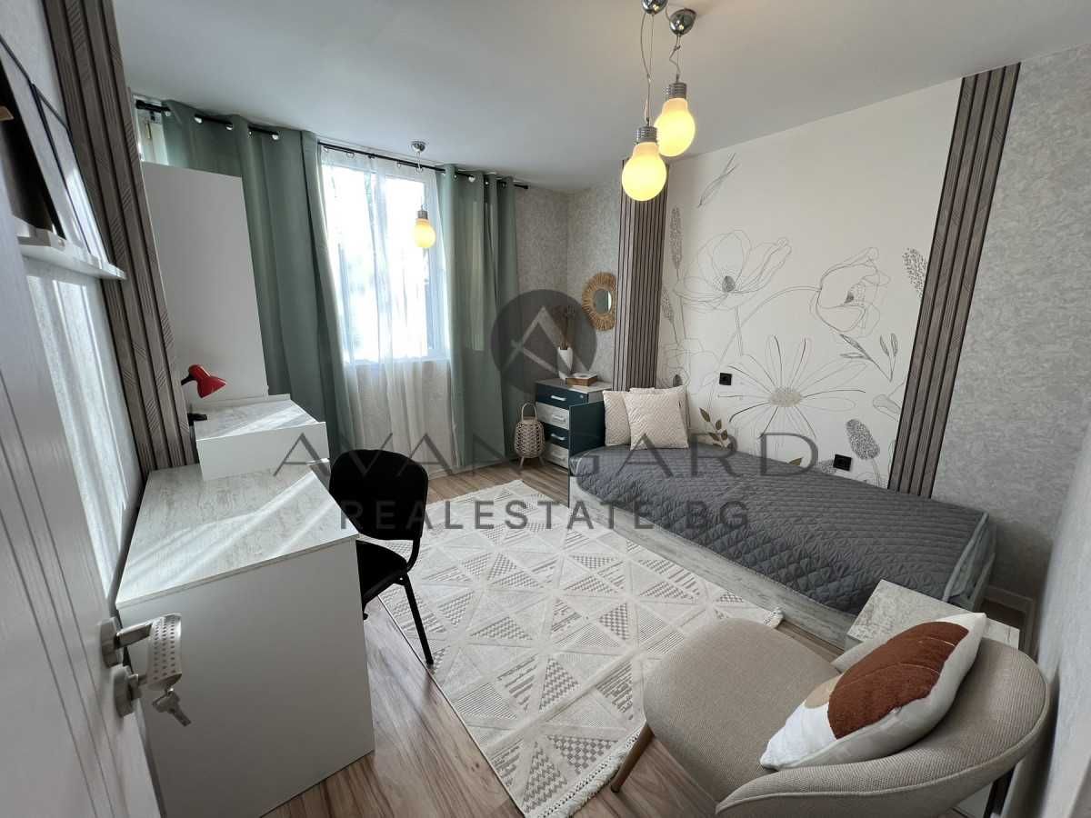 Продава се Тристаен апартамент в Пловдив, Гагарин - 61 кв.м за 2123 €/кв.м - Снимка #4